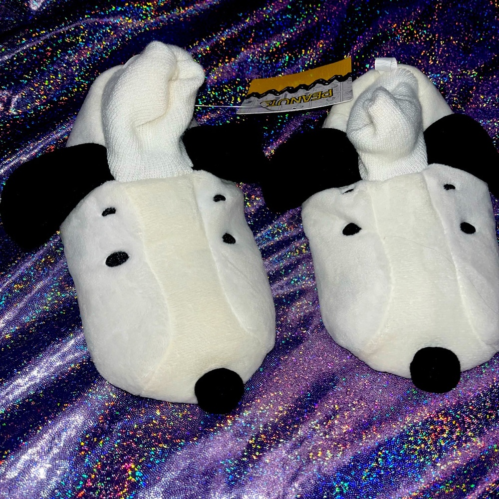 Toddler snoopy slippers